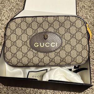 Gucci Messenger Bag